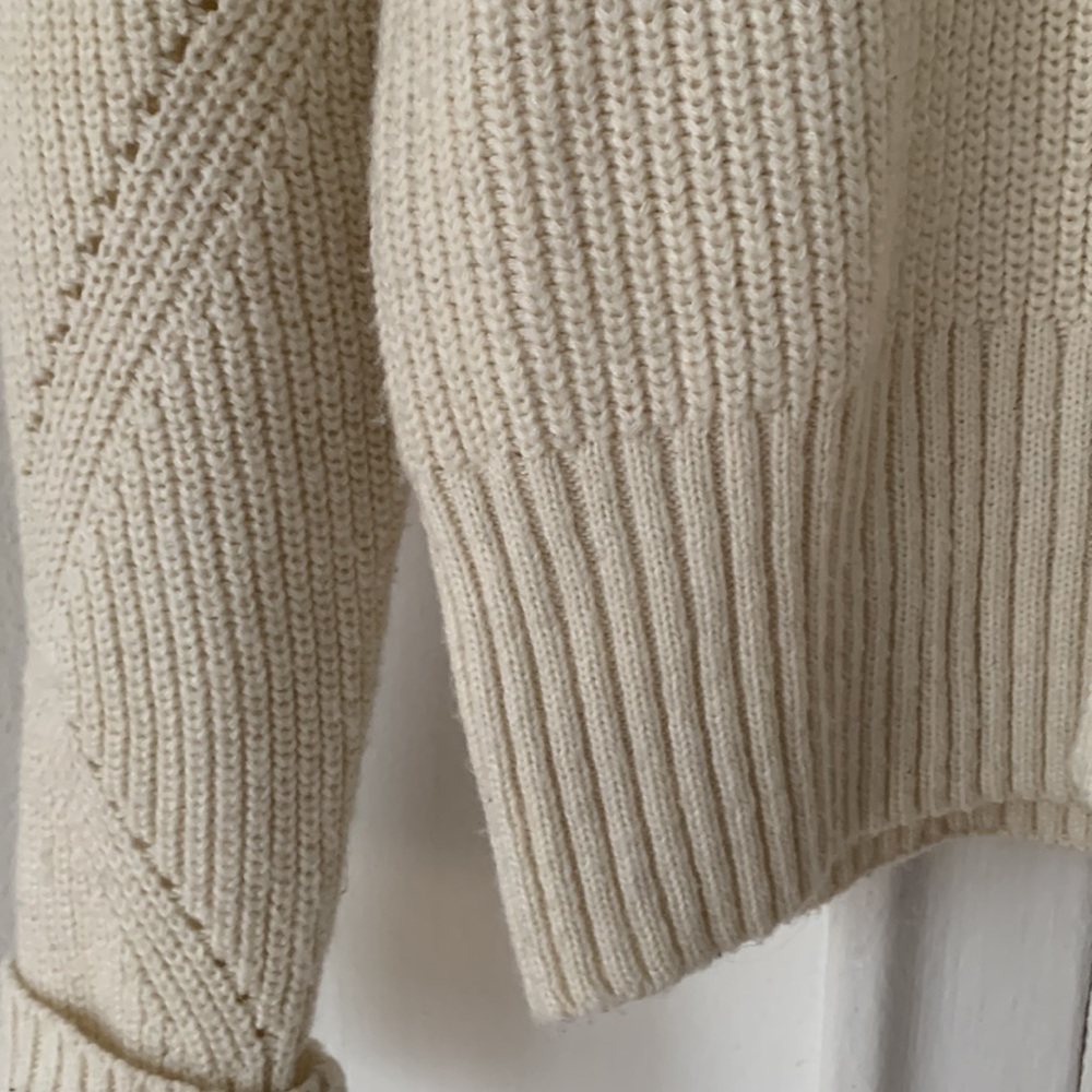 Sweater - Picture 3 of 6